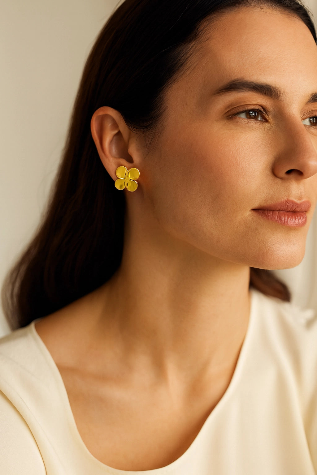 10K Yellow Gold Flower Studs