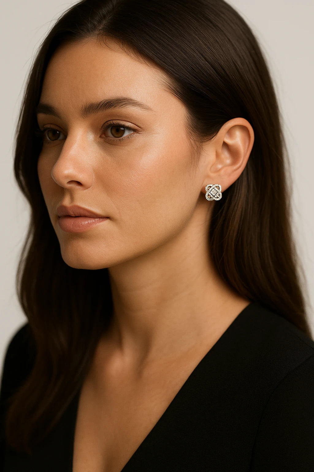10K White Gold 1/5 ctw Love Knot Earrings