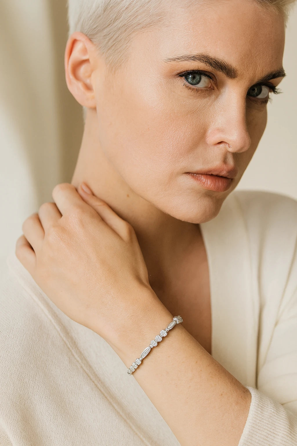14K White Gold 2.00 ctw Diamond Bracelet