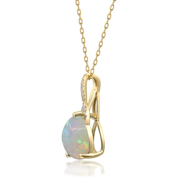 10K Yellow Gold 0.04 Ctw Diamond 1.25 Ctw Natural Ethiopian Opal Pendant