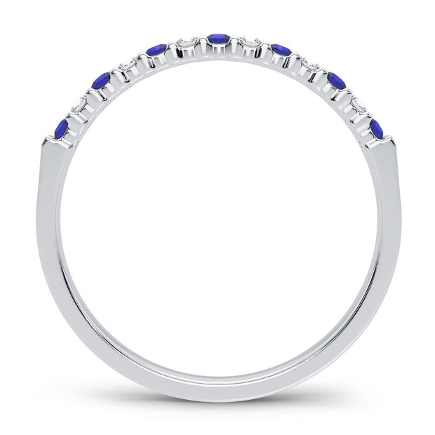 14K white gold 0.10 CTw Diamond Band