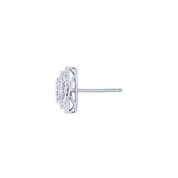 10K white gold 0.50 ctw Diamond Cluster Oval Stud Earrings