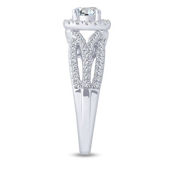 10k white gold Diamond Cushion Halo Engagement Ring
