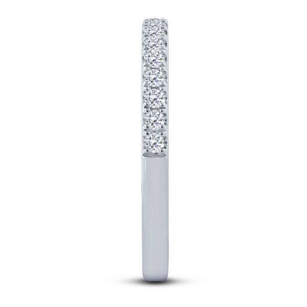 14k White Gold 0.33 ctw Diamond Anniversary Band