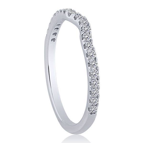 14k white gold 0.25 ctw Diamond Single Row Band