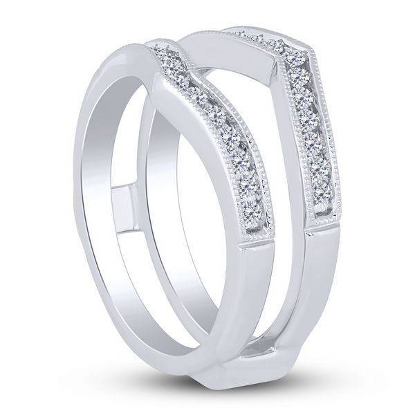 Ring Guards at Paramount Jewelers in Texas – Paramount Jewelers LLC